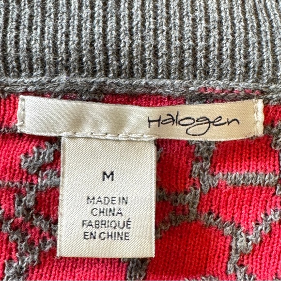 Halogen Women’s Medium Gray Hot Pink Crew Neck Animal Print Pullover Sweater - Picture 4 of 9